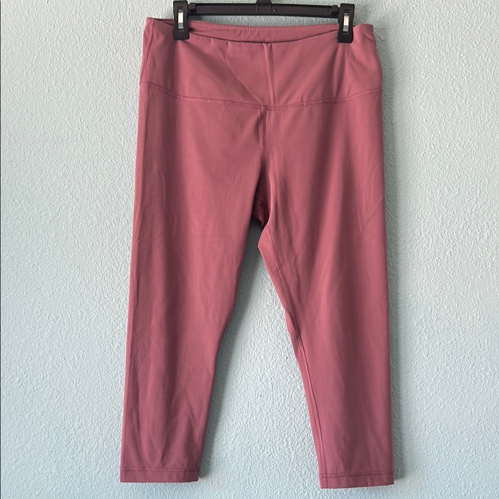 Yogalicious Pink Leggings Size XL